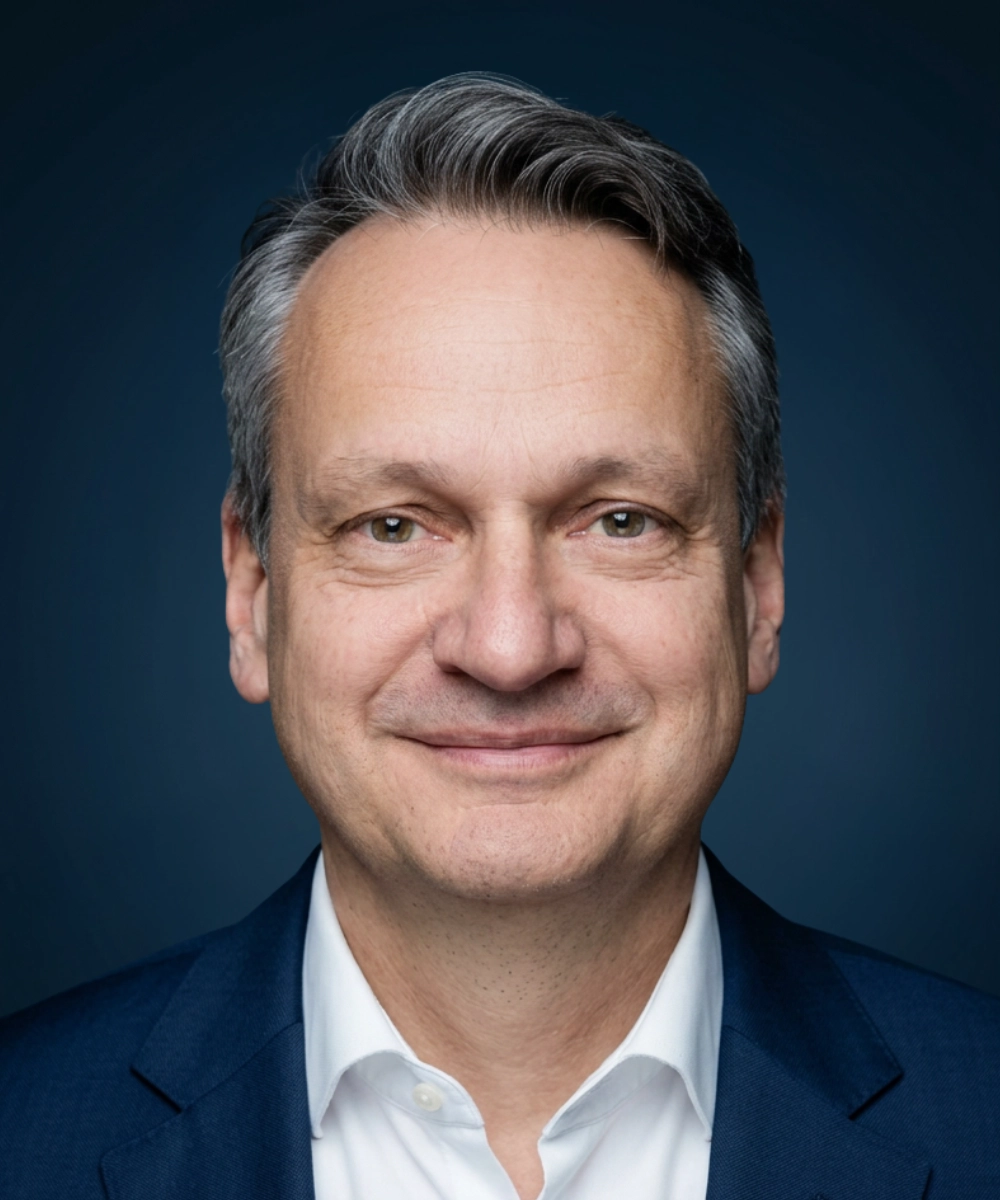 Carsten Kniephoff, Senior Transactions Adviser, Germany